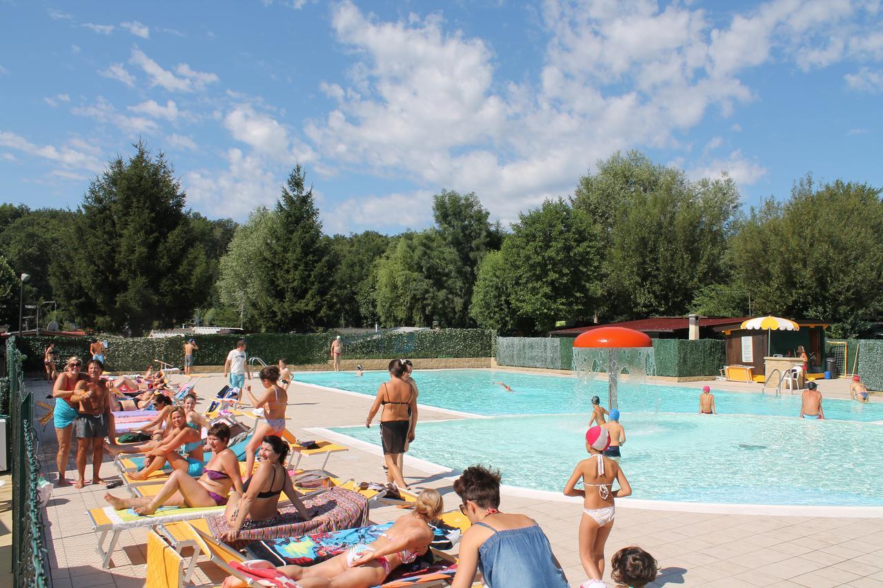 Camping Montorfano Zewnętrze zdjęcie