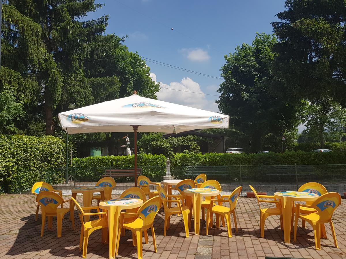 Camping Montorfano Zewnętrze zdjęcie